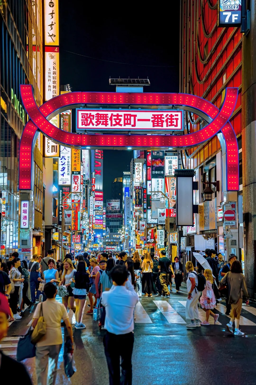 เดินทางกลับสู่เมืองโตเกียวอิสระช้อปปิ้งที่ย่านชินจูกุ